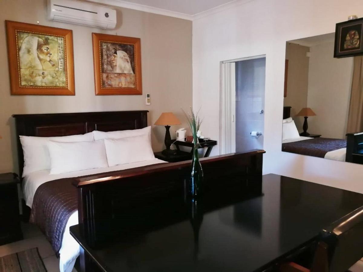 Sunset Boulevard Riverlodge 파를 외부 사진